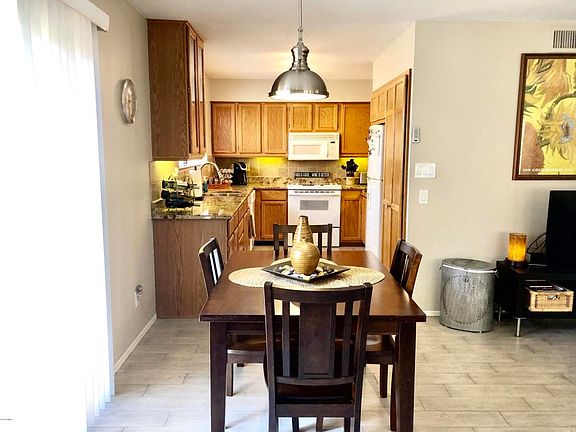 5th image of 11162 N 109th St