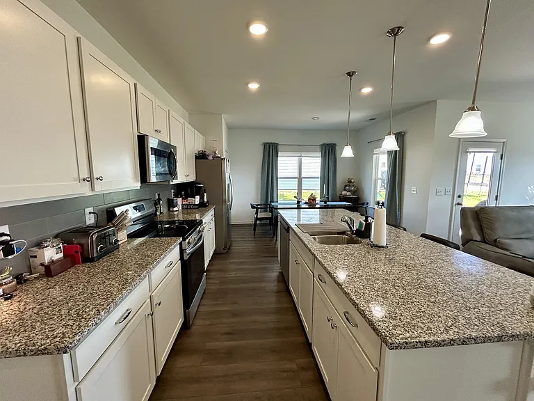 236 Summerlin Dr — Photo 4