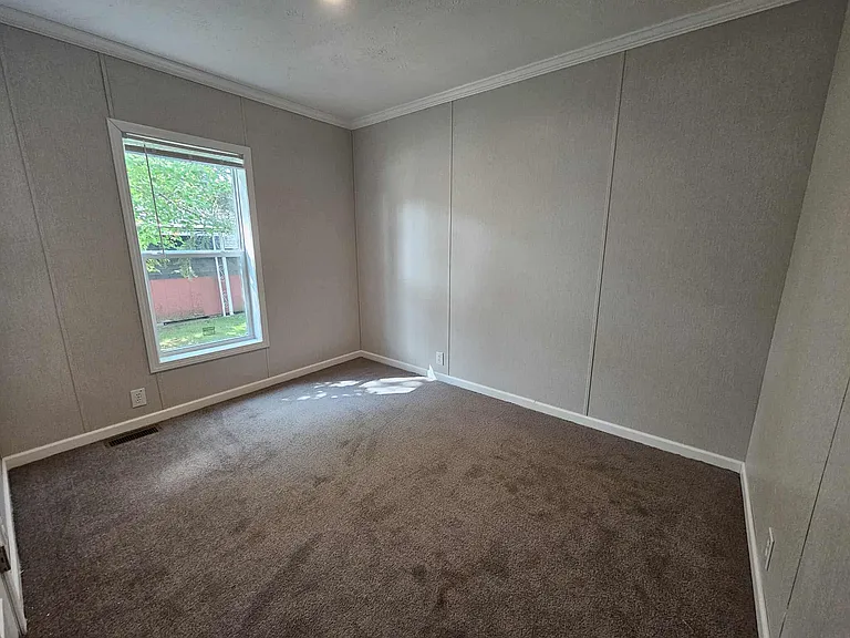Lawndale Estates — Photo 48