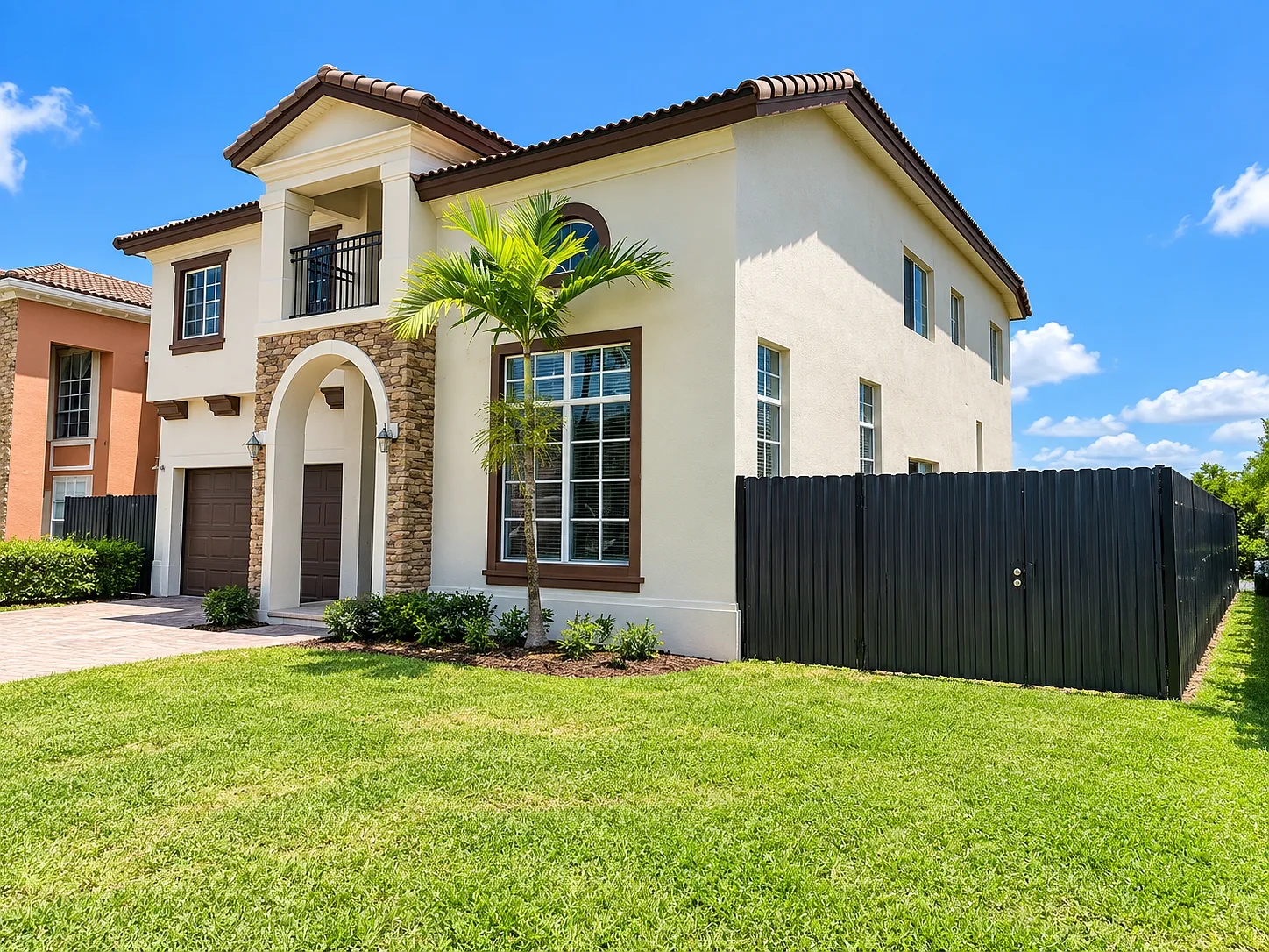 5 bed, 3174 sqft, $4,800 — Photo 2