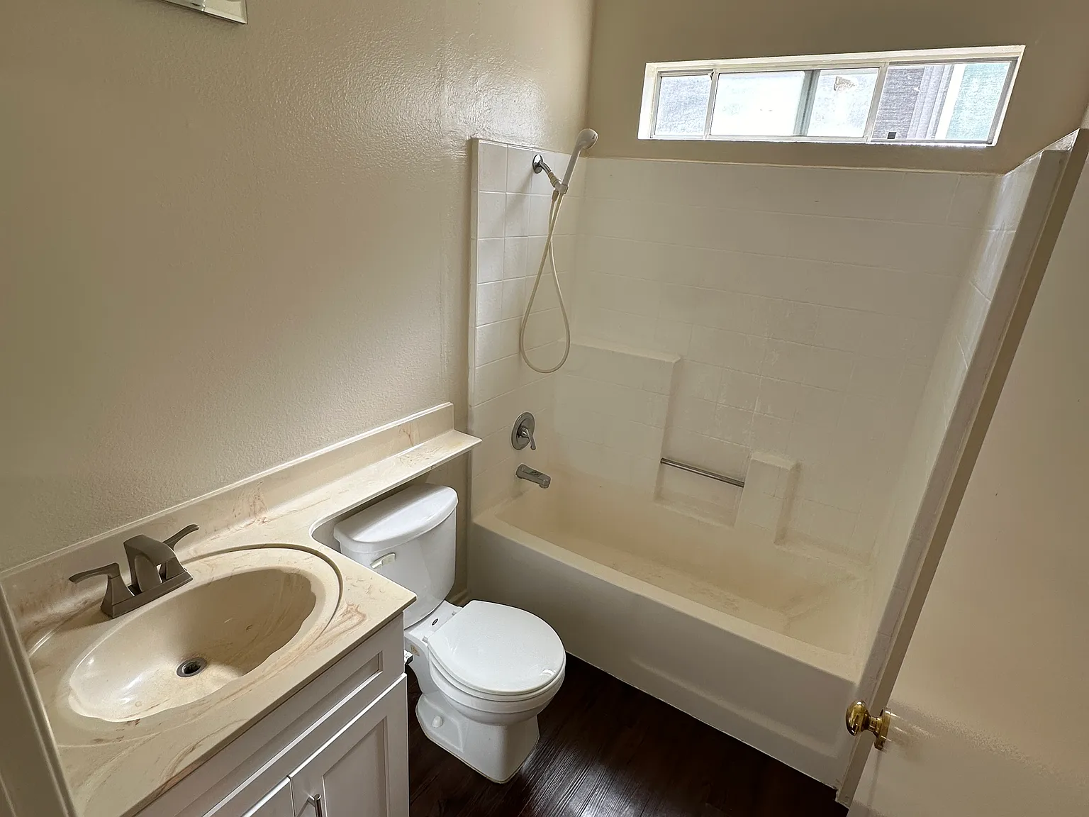 Studio, 280 sqft, $1,795 — Photo 2