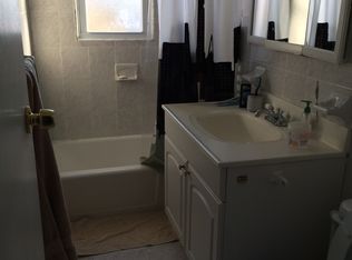 150-82 Cross Island Pkwy, Flushing, NY 11357