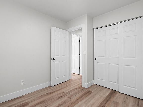5th image of 4678 Drew Way