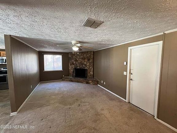 5th image of 4153 Timberlake Dr N