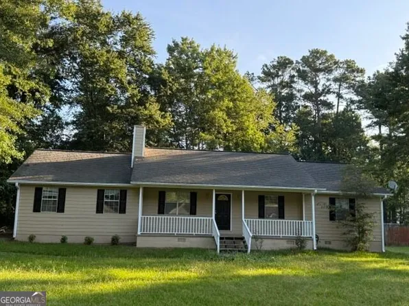 206 Lisa Ct, Hampton, GA 30228
