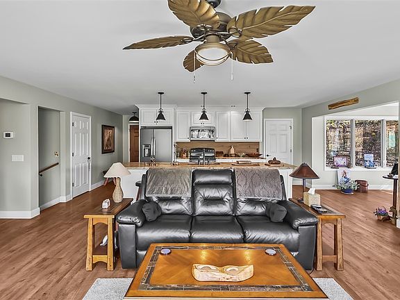 5th image of 237 Mockingbird Trl