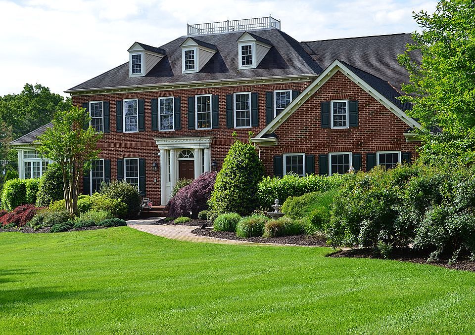 1st image of 5053 Oakmont Dr