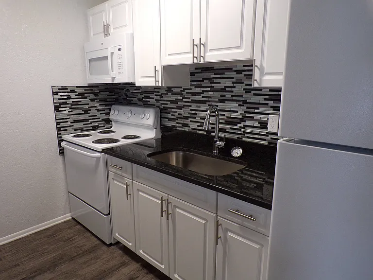 Springwood Villas — Photo 16
