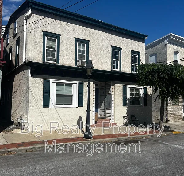 29 N Main St #3C — Photo 1
