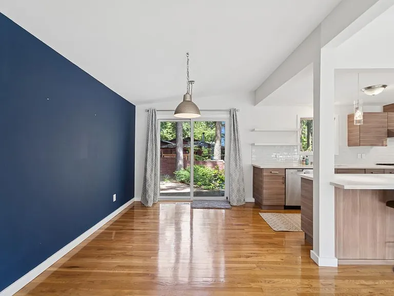 1140 N 146th Pl — Photo 13