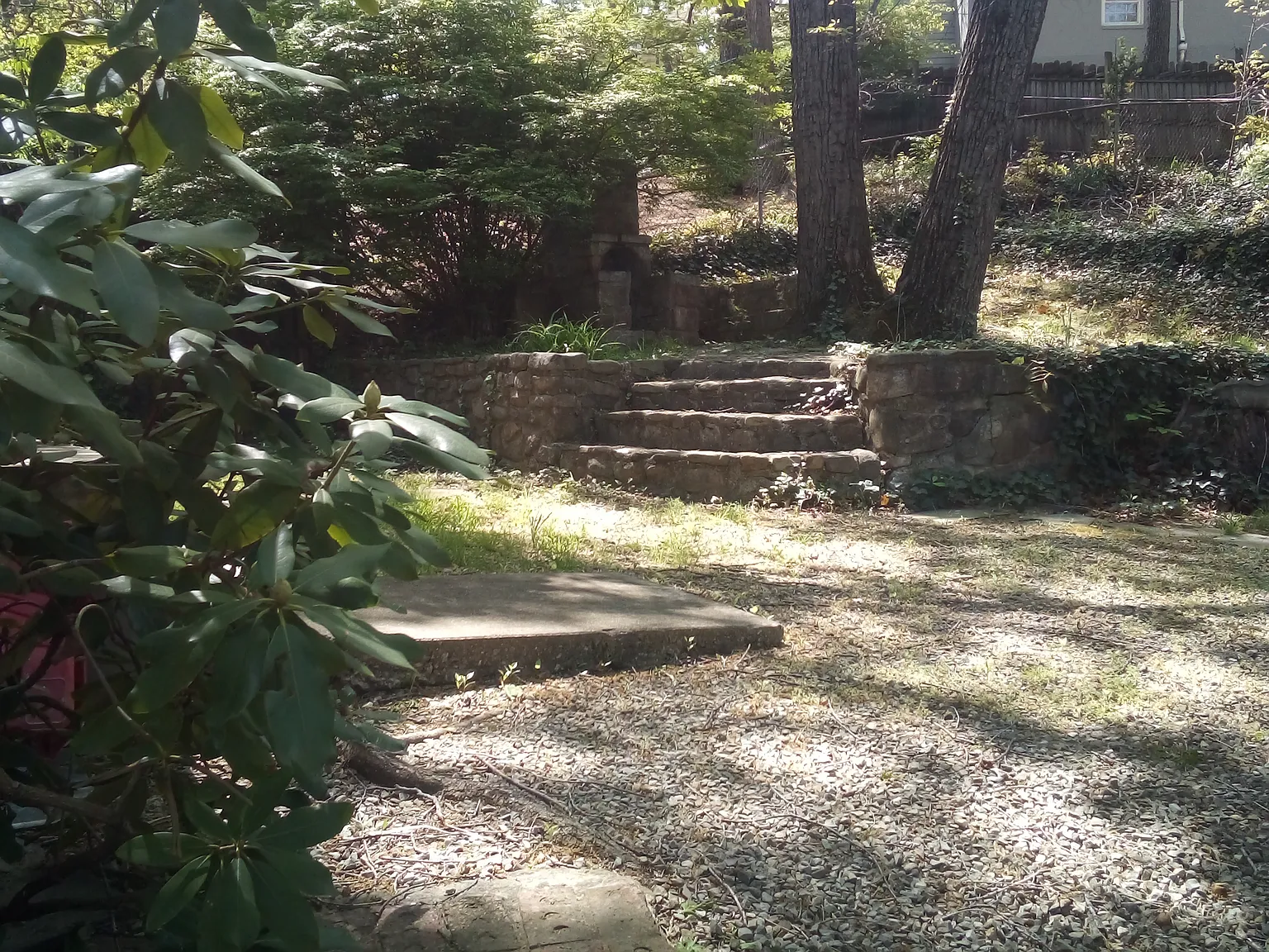 2 bed, 750 sqft, $1,050 — Photo 1