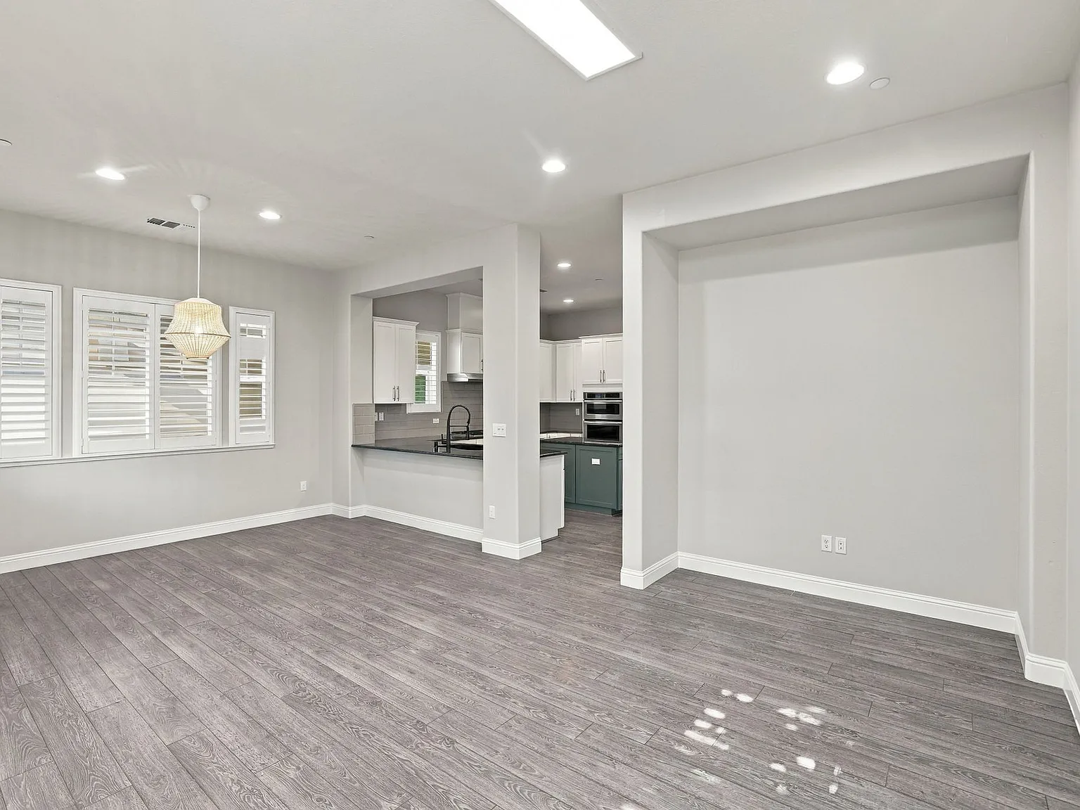 3 bed, 1528 sqft, $5,650 — Photo 4