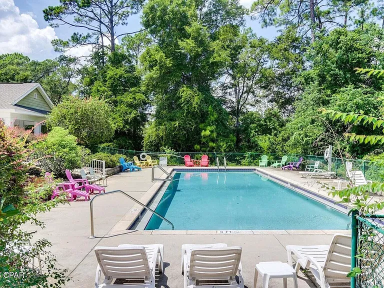4026 Oak Forest Dr — Photo 20