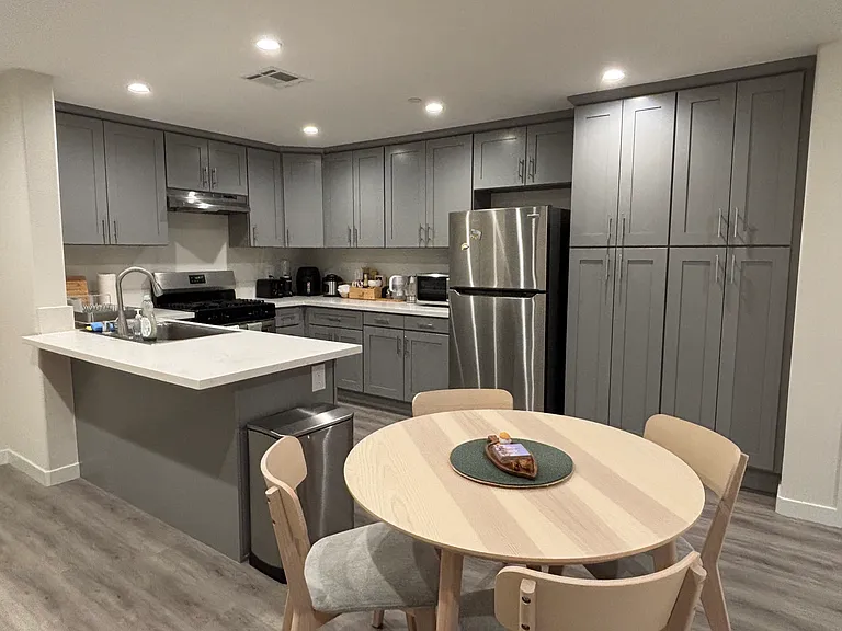 Kitchen & Dining Area