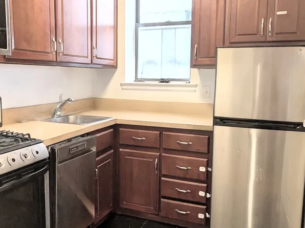 235 East 13th Street image 2 of 8