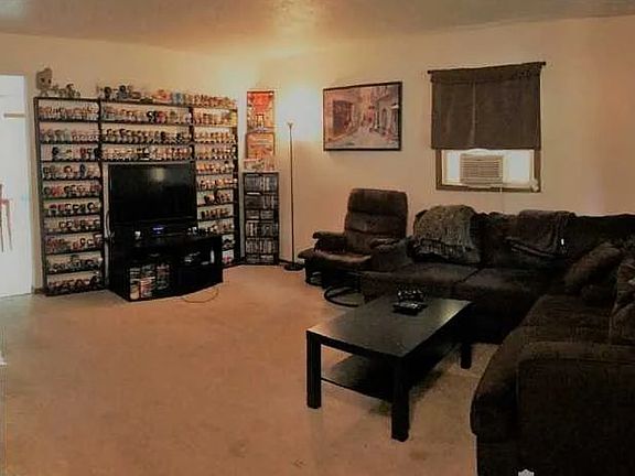 2nd image of 337 Belle Aire Dr