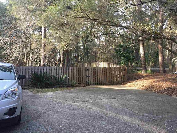 3rd image of 3708 Danesborough Dr