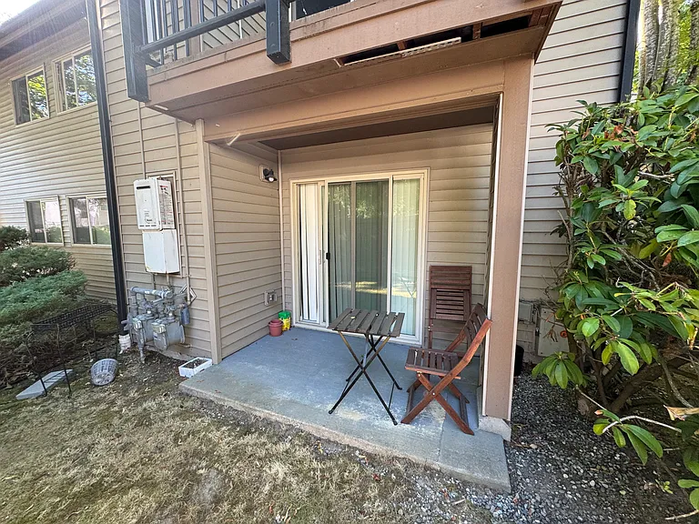 9805 Avondale Rd NE #V157 — Photo 5
