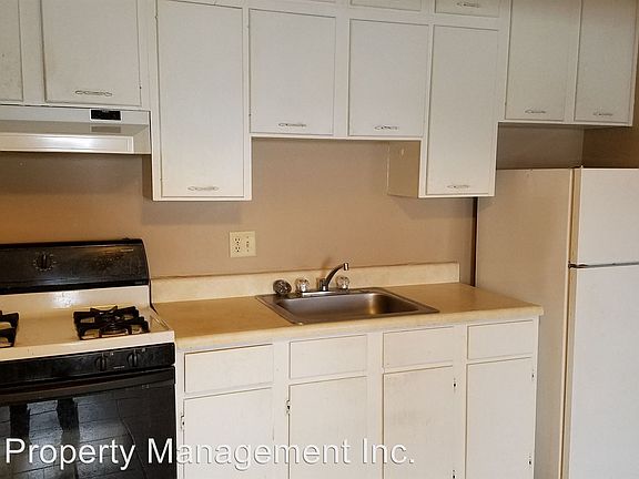 4th image of 2727 5th Ave APT 3
