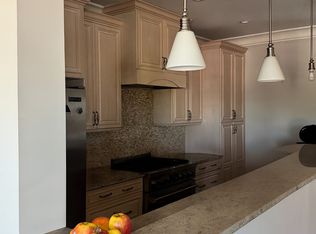 3 M St APT 5, South Boston, MA 02127