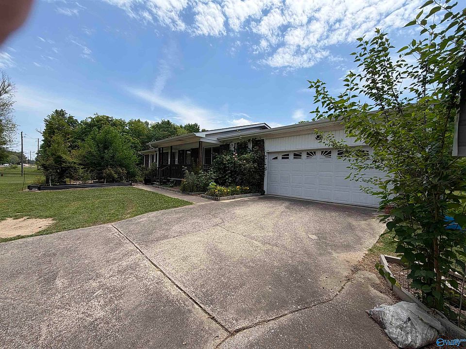 1st image of 5149 Green Valley Rd