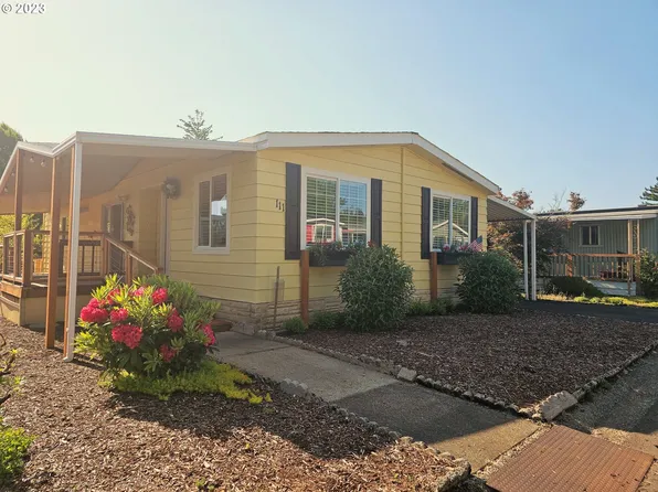 13640 SE Highway 212 Unit 111, Clackamas, OR 97015