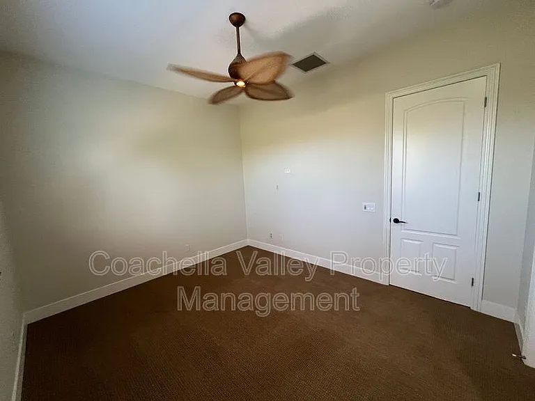 135 Tesori Dr — Photo 29