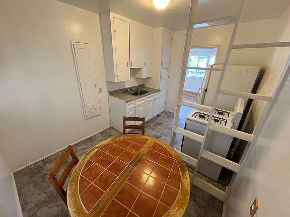 5th image of 327 Riverdale Dr APT 14