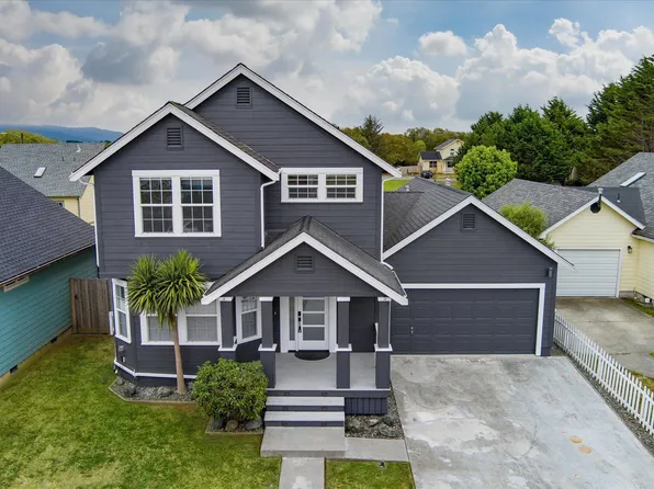 2171 Tina Ct, Arcata, CA 95521
