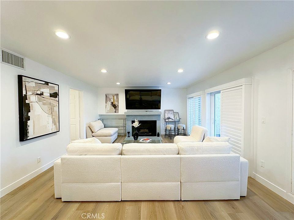 1st image of 5255 Coldwater Canyon Ave APT D