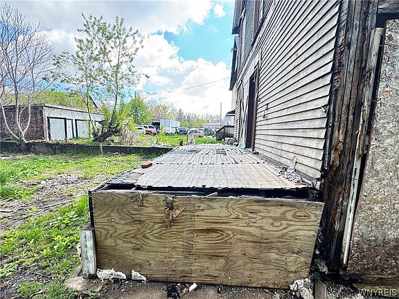 5th image of 1018 Cleveland Ave