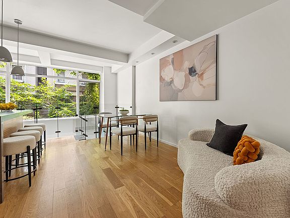 5th image of 271 W 122nd St APT 1