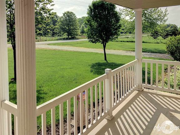 4th image of 4069 Oak Run Dr