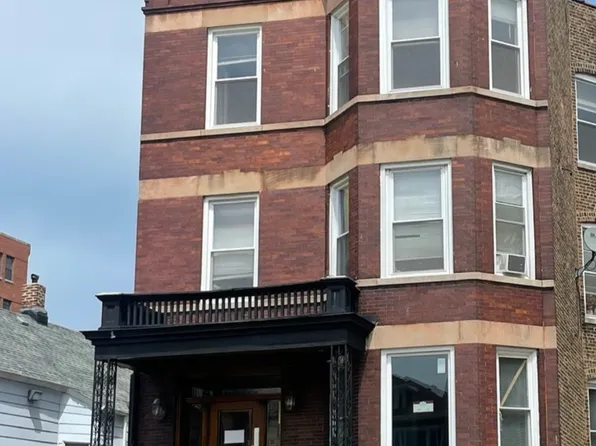 7817 S South Shore Dr, Chicago, IL 60649