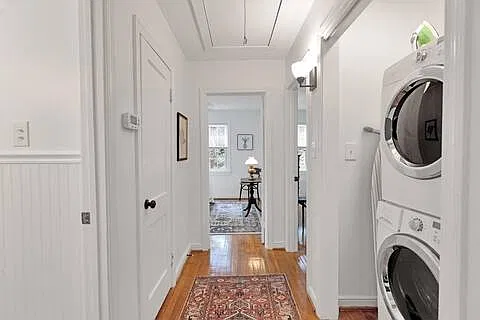 3 bed, 1464 sqft, $2,350 — Photo 2