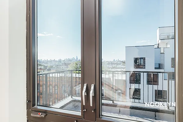 Rented by Nooklyn NYC LLC | media 77