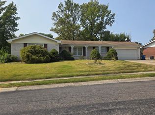 2401 Cypress Dr, Saint Charles, MO 63301