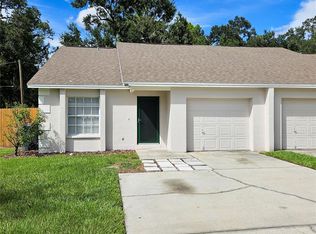 1075 Meadowood Pointe Rd, Lakeland, FL 33811