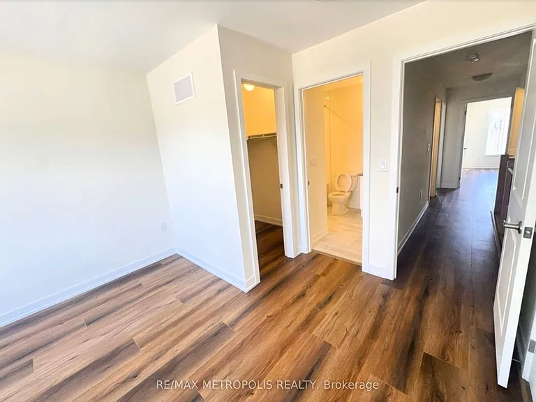 1695 Dersan St — Photo 14