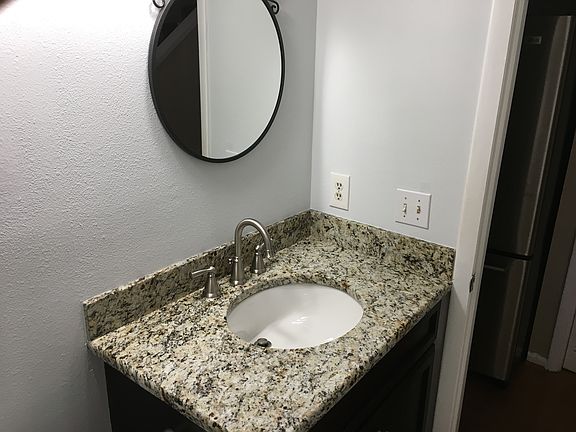4th image of 1712 W Jetton Ave APT A