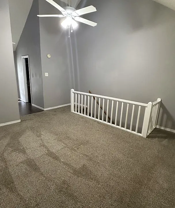 1221 Abrams Rd