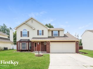 12984 Whitehaven Ln, Fishers, IN 46038