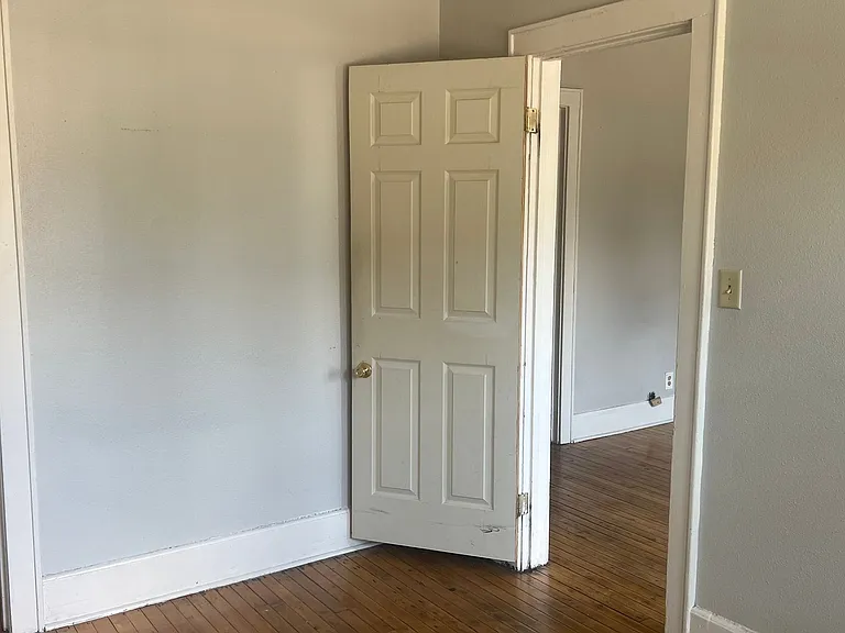 816 E Clarke St #1 — Photo 15