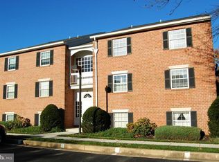 8 Belmullet Ct, Lutherville Timonium, MD 21093