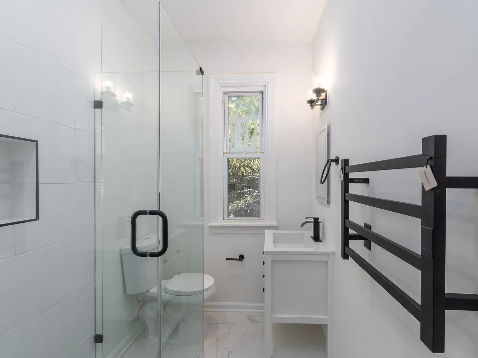 Guilford Apartments — Photo 4