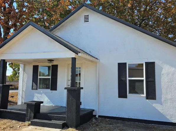 101 Raymond St, Richland, MO 65556