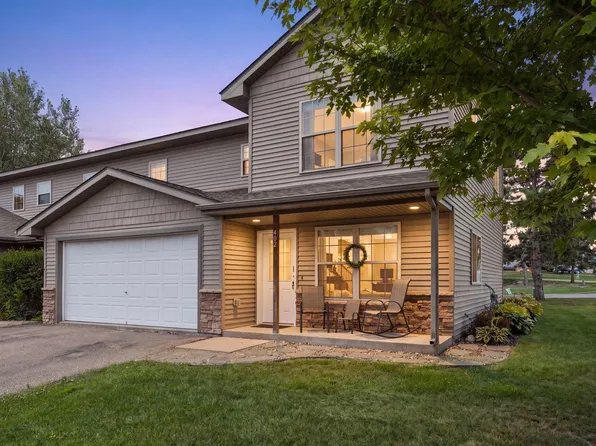402 Sierra Pl, Roberts, WI 54023