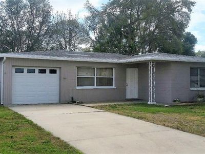 10402 Valencia Rd, Seminole, FL, 33772