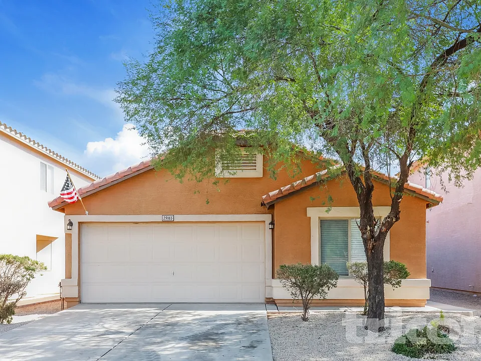 29165 N Pyrite Ln