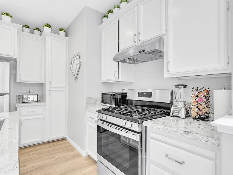 1620 Randolph Rd — Photo 13